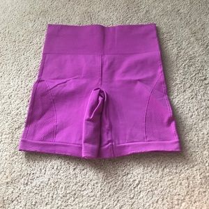 Lulu shorts